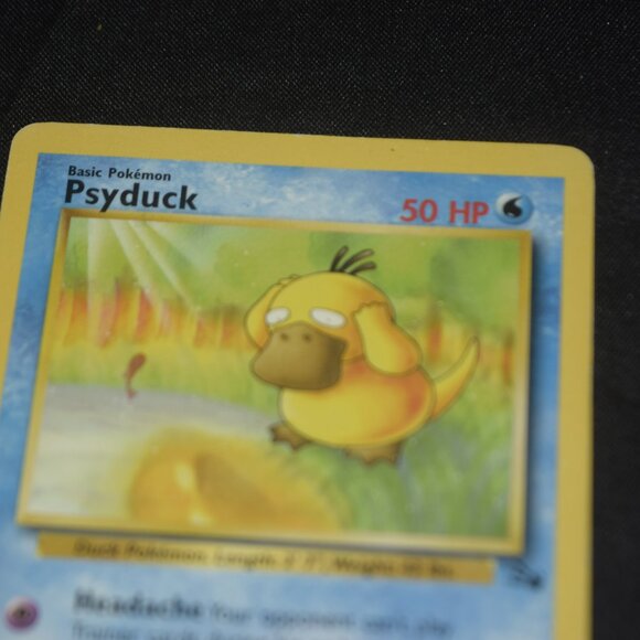 Psyduck 53/62 1st Edition Fossil Set Pokemon Card, MP - Picture 8 of 16